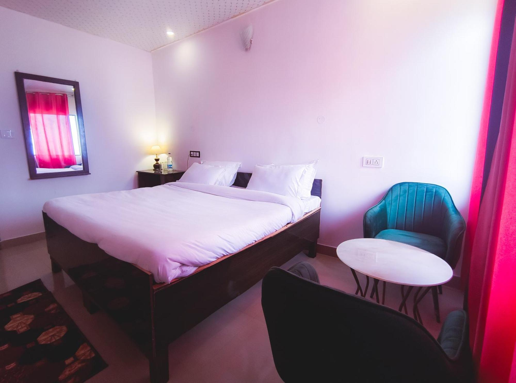 Haut Monde King'S Paradise Resort Kanatal Exteriör bild